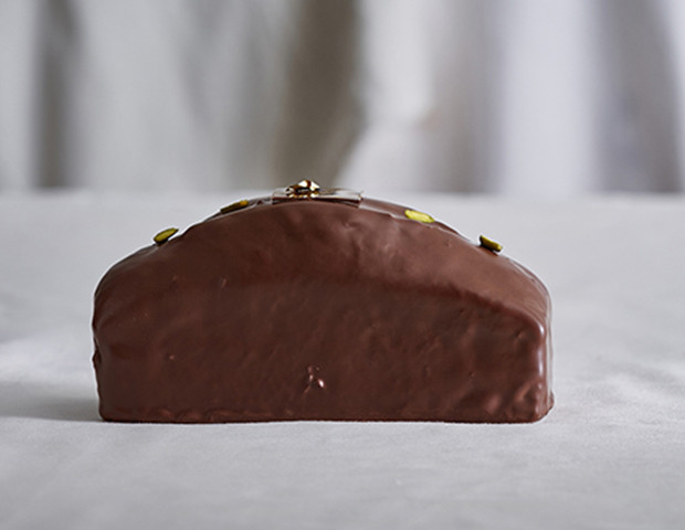 Chocolate & Pistachio Cake 6P